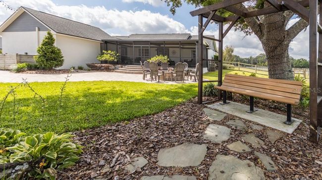 812 Jameson Rd, House other with 3 bedrooms, 2 bathrooms and null parking in Lithia FL | Image 16