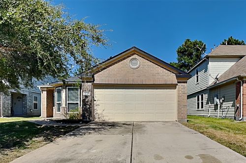 16716 Foursquare Dr, Conroe, TX, 77385-2502 | Card Image