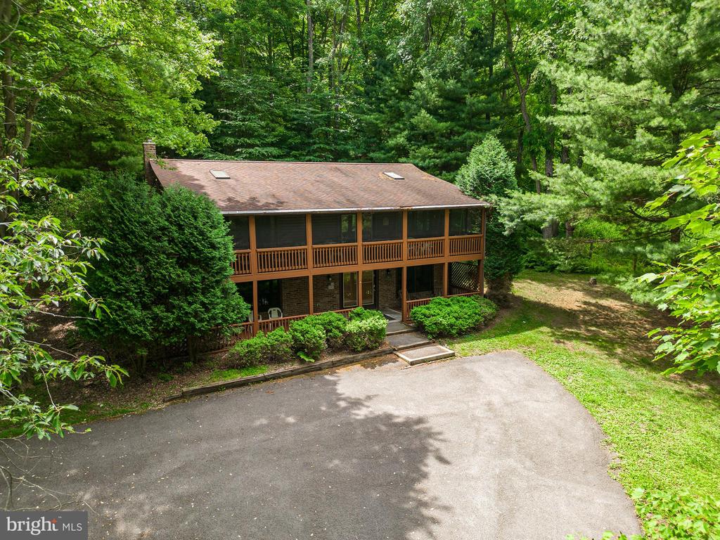 Kathys Way, Mc Henry, MD 21541