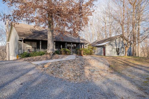 105 Seminole Ln, Byrdstown, TN, 38549-4837 | Card Image