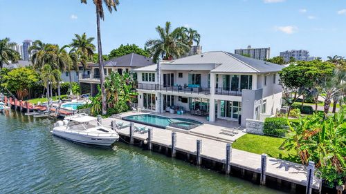 39 Pelican Dr, Fort Lauderdale, FL, 33301-1521 | Card Image