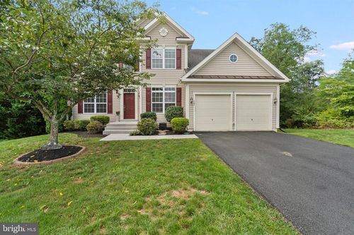 287 Lackawanna Ln, FALLING WATERS, WV, 25419-9420 | Card Image