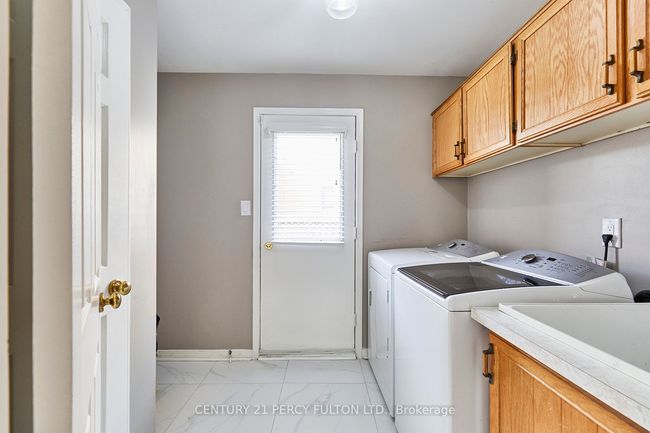 1945 Rosebank Rd, House other with 4 bedrooms, 3 bathrooms and 4 parking in Pickering ON | Image 21