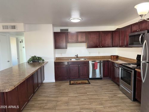 5234 W Banff Ln, Glendale, AZ, 85306-3916 | Card Image