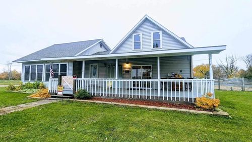 17 E Dakota Ave, Winger, MN, 56592-4031 | Card Image