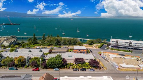 apt-c4-700 11th St, Bellingham, WA, 98225-6232 | Card Image