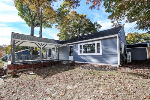 225 Boynton St, Manchester, NH, 03102-5149 | Card Image