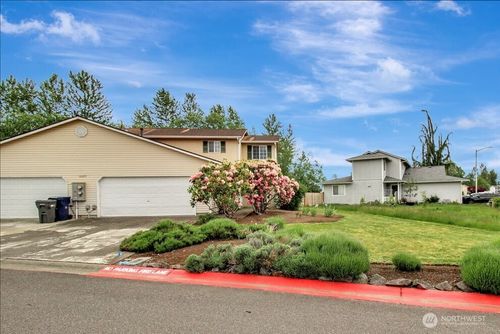 b-16805 41st Dr Ne, Arlington, WA, 98223-8431 | Card Image