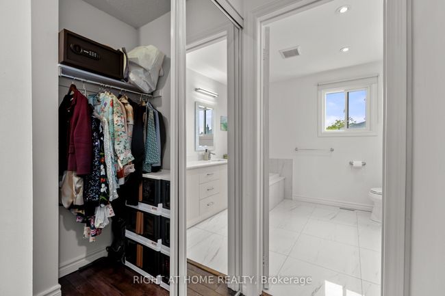 4 Deena Pl, House other with 8 bedrooms, 7 bathrooms and 6 parking in Markham ON | Image 36
