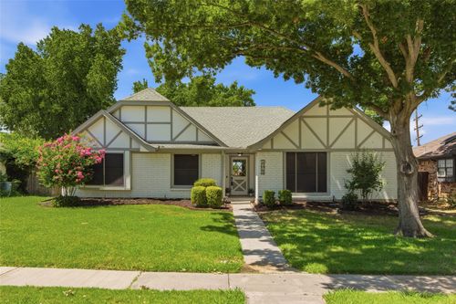 1561 Winter Park Ln, Lewisville, TX, 75077-2406 | Card Image