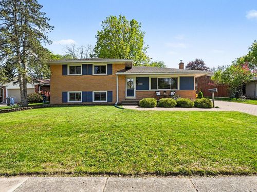2011 Brampton Ct, Ann Arbor, MI, 48103-5608 | Card Image