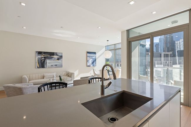 APT-705 - 501 West Ave, Condo with 1 bedrooms, 2 bathrooms and 1 parking in Austin TX | Image 6