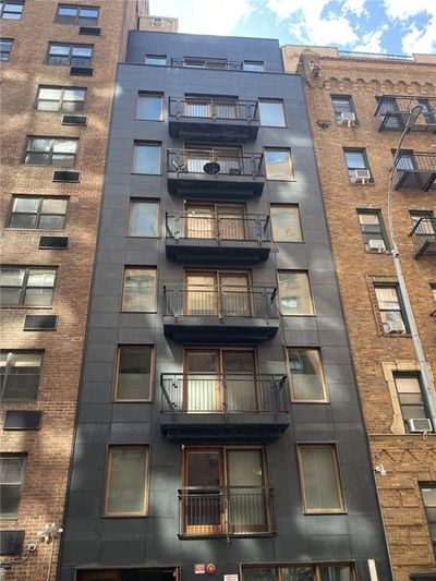 4 - 234 70th Street, Condo with 2 bedrooms, 2 bathrooms and null parking in New York NY | Image 1