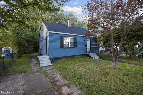 821 S Woodlynn Rd, BALTIMORE, MD, 21221-5244 | Card Image