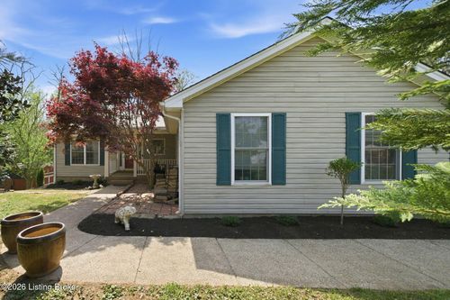 96 Mussel Ln, Shelbyville, KY, 40065-7958 | Card Image