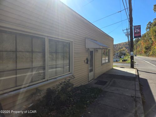 151 N Main St, Shickshinny, PA, 18655-1317 | Card Image