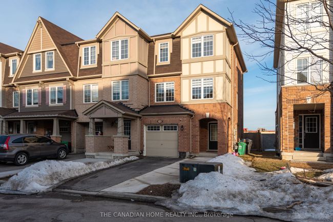 72 Colonel Frank Ching Cres, House attached with 4 bedrooms, 3 bathrooms and 2 parking in Brampton ON | Image 5