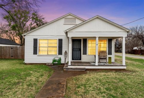 400 S San Jacinto St, Whitney, TX, 76692-2723 | Card Image