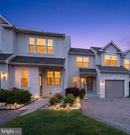 8 Heron Pointe Ct, MARLTON, NJ, 08053-1776 | Card Image