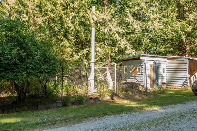 207 Welbury Dr, House other with 3 bedrooms, 2 bathrooms and 10 parking in Salt Spring Island BC | Image 15