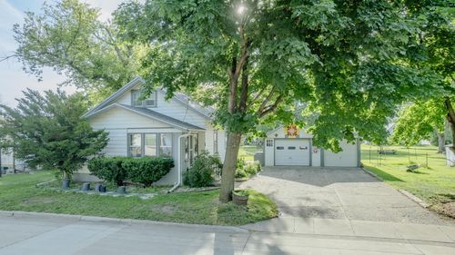 540 7th Ave W, Spencer, IA, 51301-3209 | Card Image