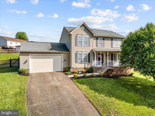 105 Bachtell Cir, SMITHSBURG, MD, 21783-1591 | Card Image