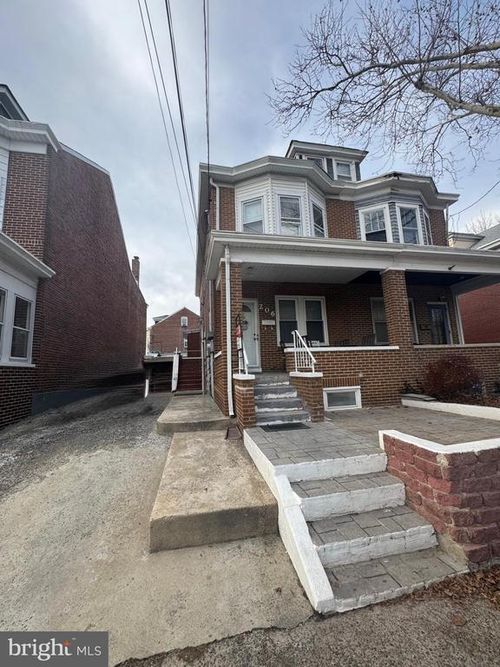 206 Dayton St, Trenton, NJ, 08610-6415 | Card Image