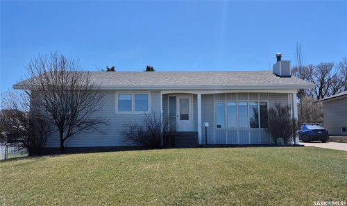 246 Battleford Trail, Swift Current, SK, S9H4J5 | Card Image
