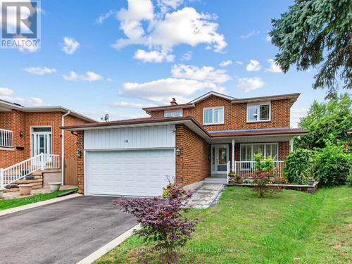 10 Torino Pl, Concord, ON, L4K2L4 | Card Image