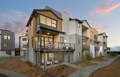 2440 Willow Way, San Mateo, CA, 94403-4169 | Card Image