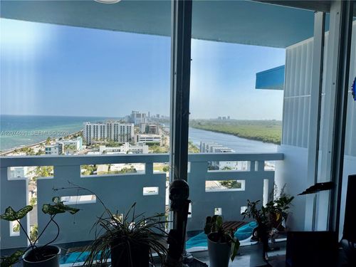 1611-3111 N Ocean Dr, Hollywood, FL, 33019-3725 | Card Image
