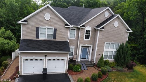 402 Rock Ridge Rd, Lake Hopatcong, NJ, 07849-2468 | Card Image