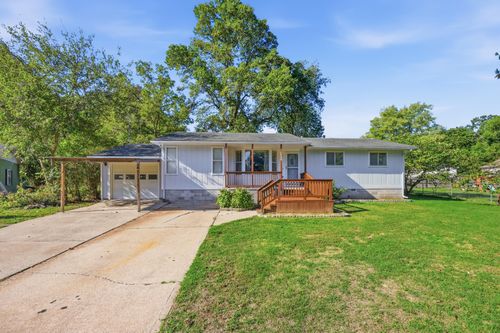 1406 Knapp Ct, Neosho, MO, 64850-2608 | Card Image