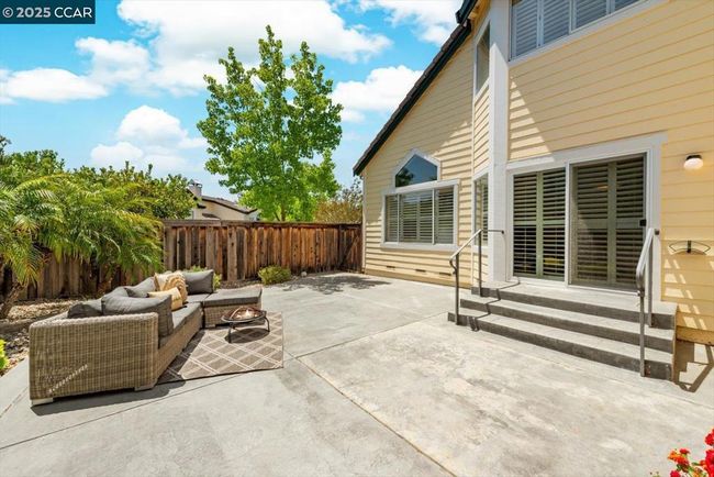 1359 Shell Ln, Townhouse with 3 bedrooms, 3 bathrooms and 2 parking in Clayton CA | Image 37