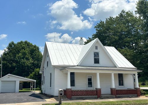 5835 S State Road 129, Versailles, IN, 47042-9102 | Card Image
