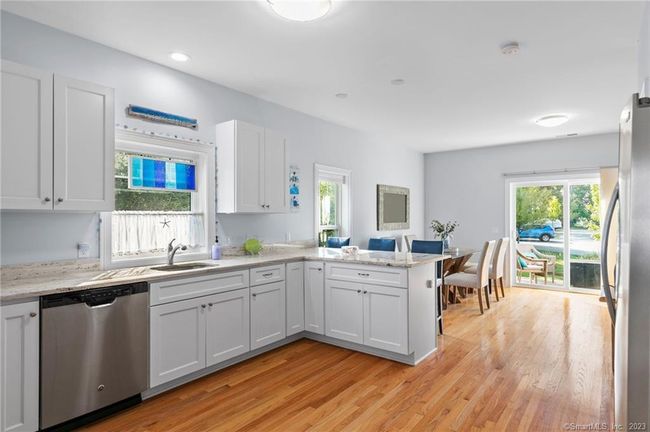 Kitchen | Image 6