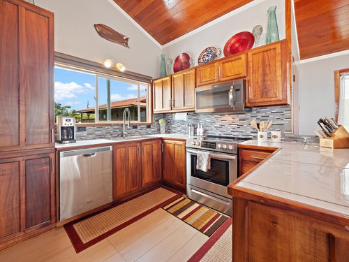 94-6543 Kamaoa Rd, NAALEHU, HI, 96772 | Card Image