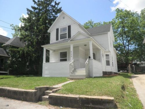 2120 S Burdick St, Kalamazoo, MI, 49001-6125 | Card Image