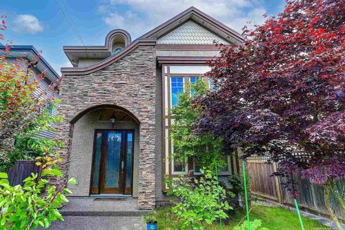 10511 No 1 Rd, Richmond, BC, V7E1S3 | Card Image