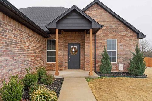 4640 Ranchero Dr, Edmond, OK, 73025-4805 | Card Image