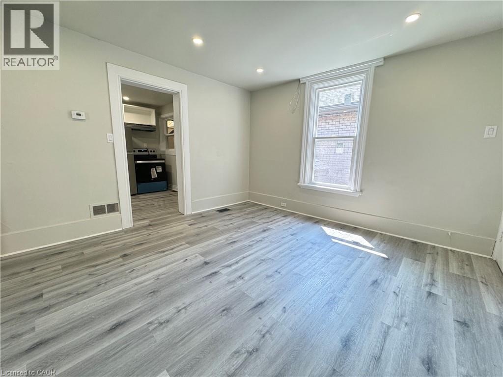 Residential Lease in Brantford 4