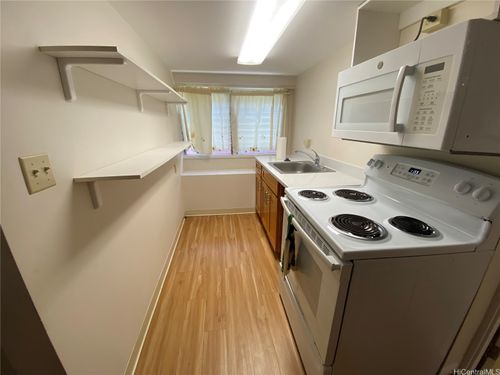 3715 Sierra Dr, Honolulu, HI, 96816-3817 | Card Image