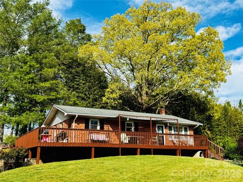 1664 Old Us 25 Hwy, Zirconia, NC, 28790-8960 | Card Image