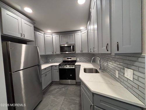 1-100 Market Yard, Freehold, NJ, 07728-2200 | Card Image