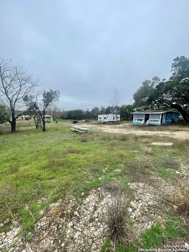 300 Oakland Dr, House other with 2 bedrooms, 2 bathrooms and null parking in Blanco TX | Image 14