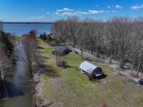 255 Canal Ln, North Hero, VT, 05474-9672 | Card Image