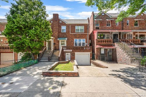 2550 E 11th Street, New York, NY, 11235 | Card Image