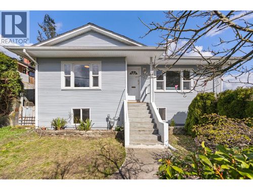 341 Sherbrooke St, New Westminster, BC, V3L3M4 | Card Image