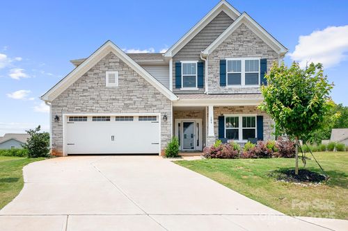 106 Tuppy Ct, Statesville, NC, 28625-8413 | Card Image