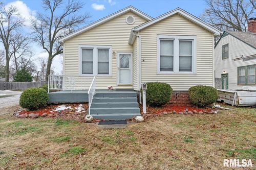 2905 S Park Ave, Springfield, IL, 62704-4953 | Card Image